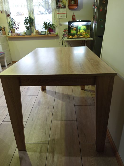 Stół do kuchni lub jadalni