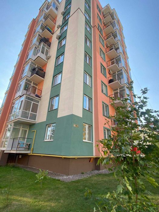 Продам простору Євро2 кімнатну квартиру з ремонтом. Оф.2%.Без комісії!