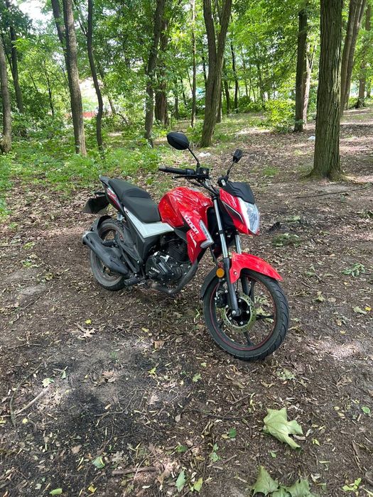 Продам,  мотоцикл лонсін ср1