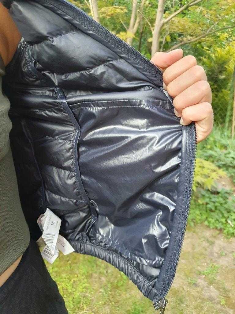 damska kurtka puchowa ultra light kaptur roz 38 M Stradivarius granat