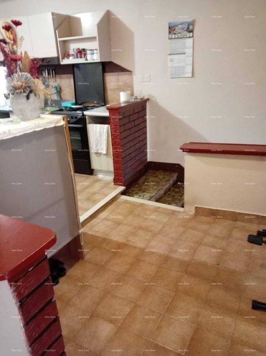 Будинок, центр Бує, Істрія, 106 м²