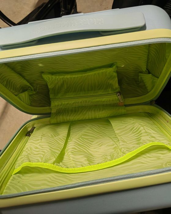 Mala viagem e necessaire Marshmallow