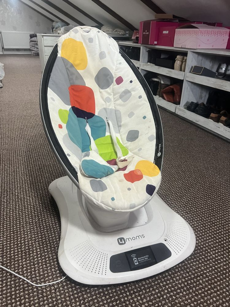 Крісло гойдалка 4moms mamaroo