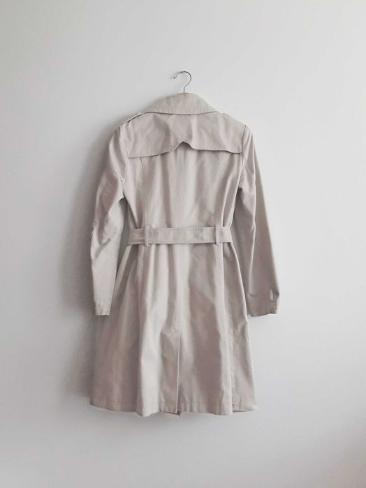 Gabardina creme impermeável (tam. 38)