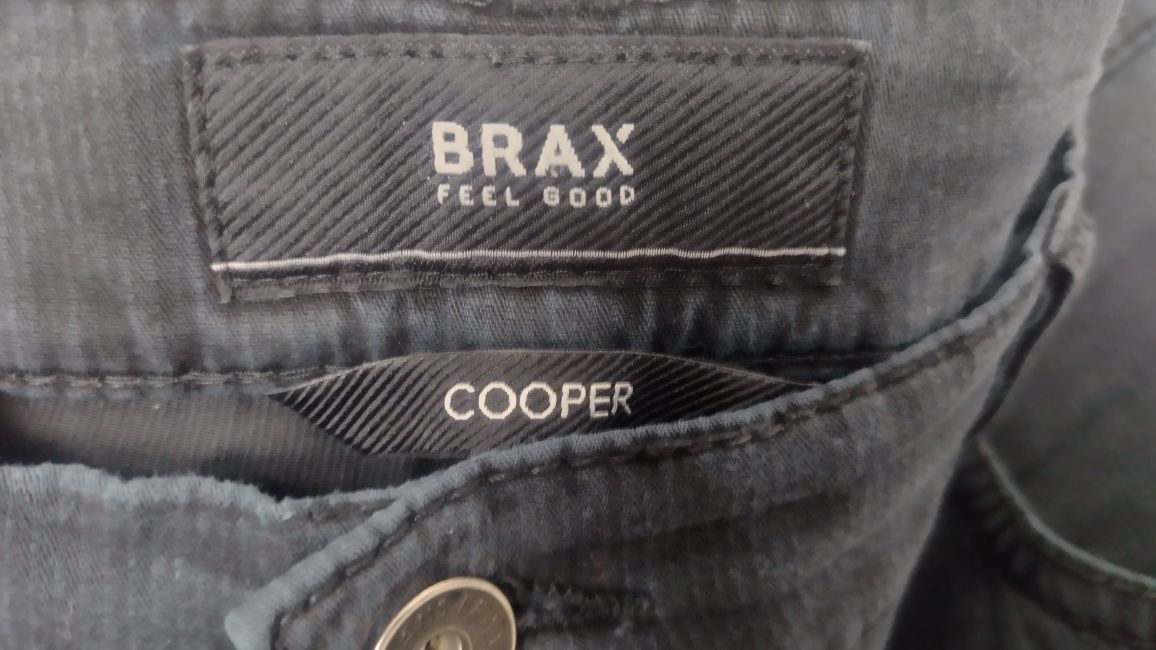 Granatowe spodnie męskie BRAX Feel Good