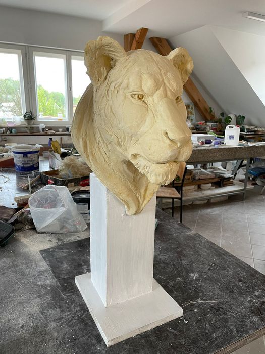 Renowacja figurek gipsowych