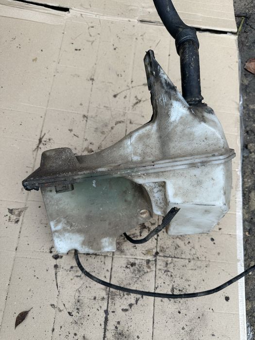 Бачек омывателя горловина фольцваген т5 volkswagen t5