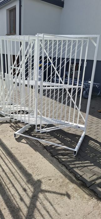 Stojaki sklepowe na płytki panele regały