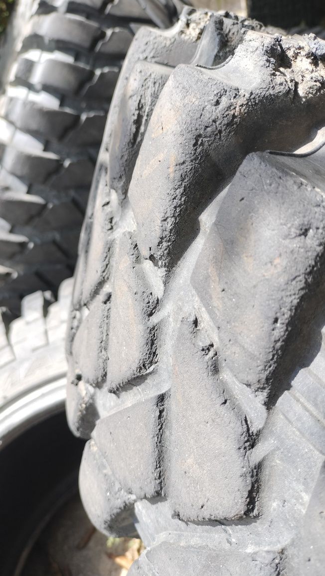 Pneus Maxxis 35 Trepador.