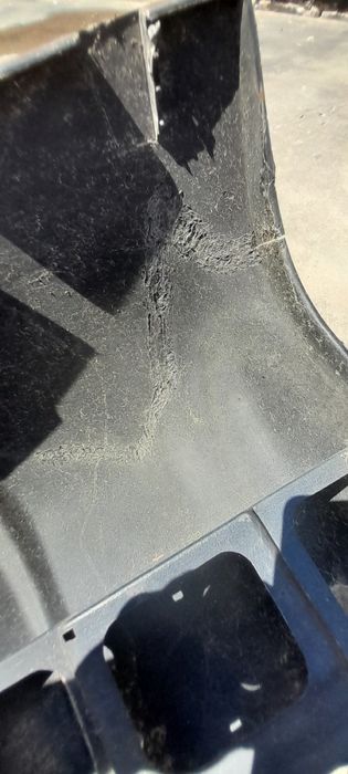 Бампер задній Ваз 2110 чорний б/у