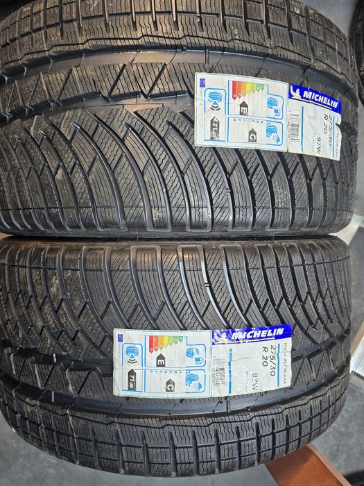 275/30/20 Michelin Alpin 4,fabrycznie nowe Para z 20r.