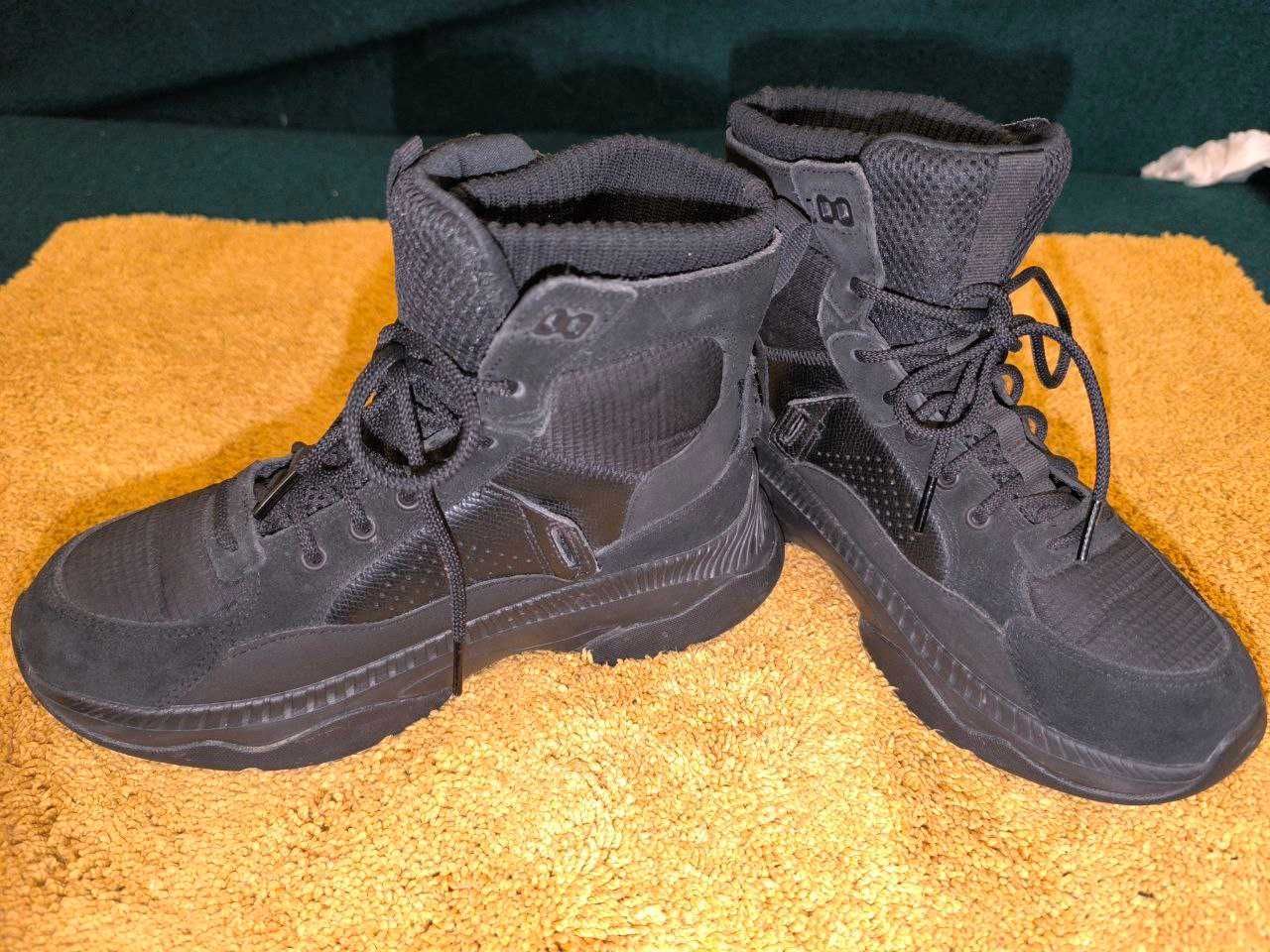 Походные ботинки Skechers