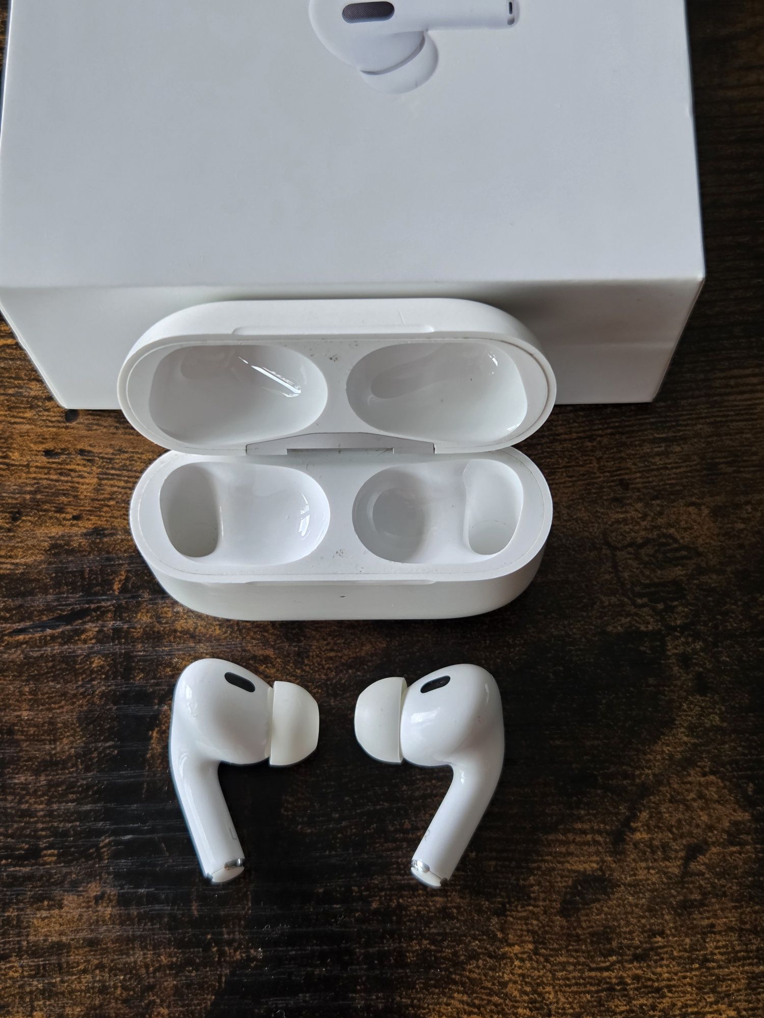 Apple AirPods Pro 2