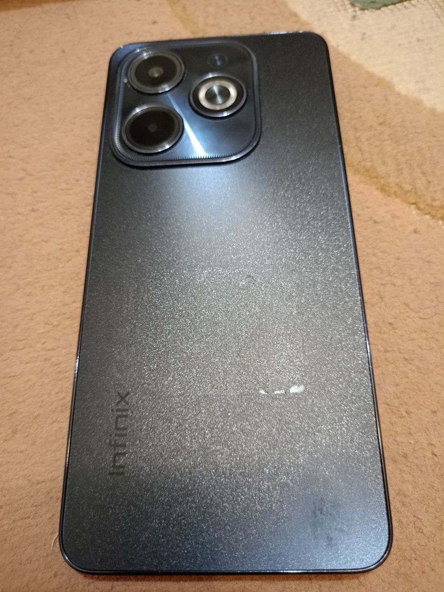Infinix hot 40i 8/256