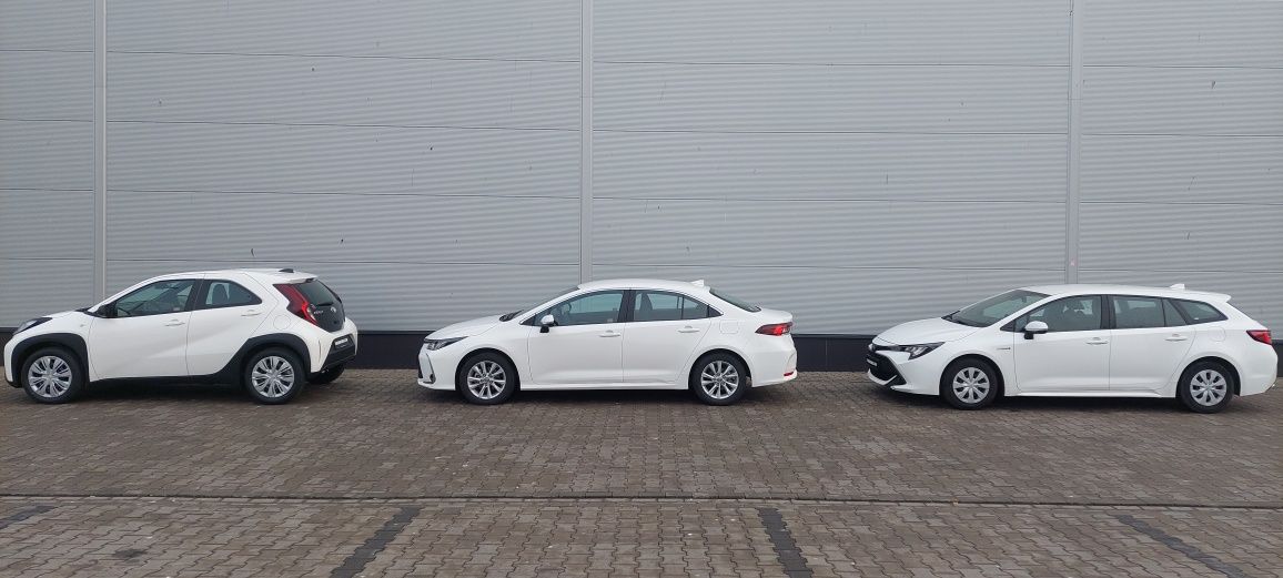 Wynajem samochodu auta Toyota Aygo X Ford Fiesta Opel Corsa LPG TANIO