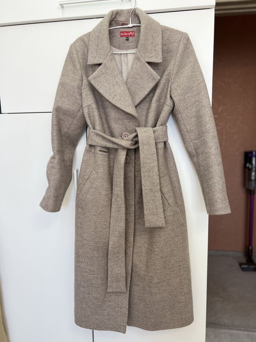 Женское кашемировое демисезонное пальто размер Л