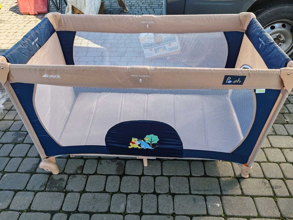 Манежі дитячі  з  Німеччини