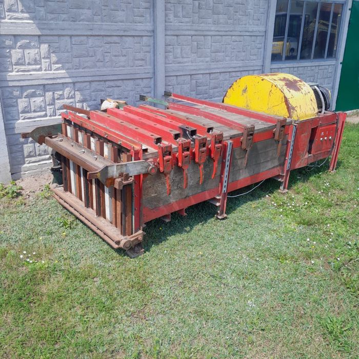 Prasa do folii makulatury owaty