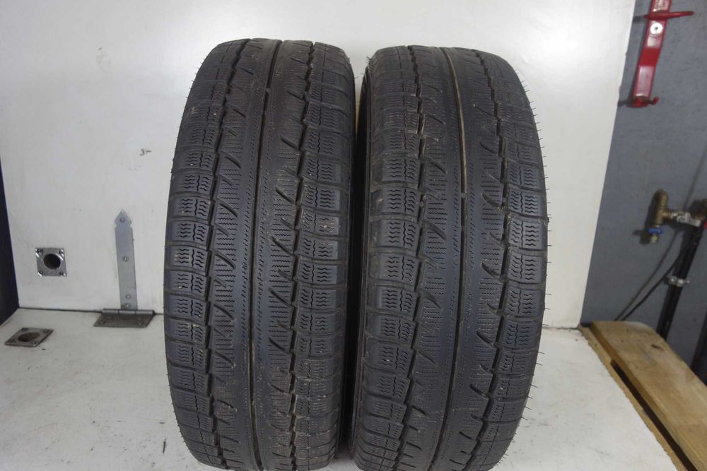 Opony zimowe 215/65/16C - FORTUNE Snow Fun FSR-902