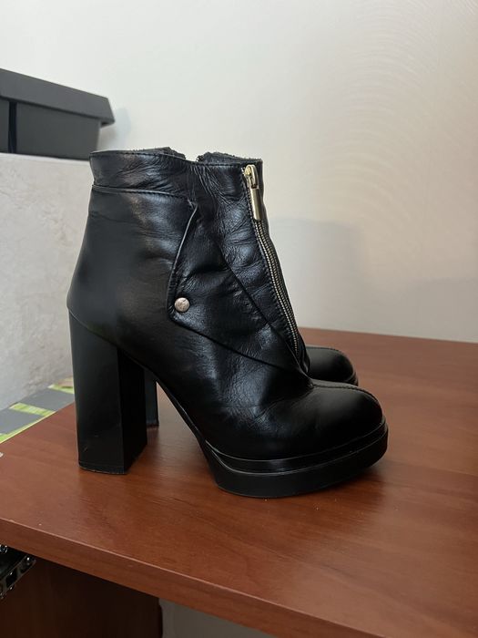 Ботінки ботільони снікерси полуботіночки на платформі каблуку