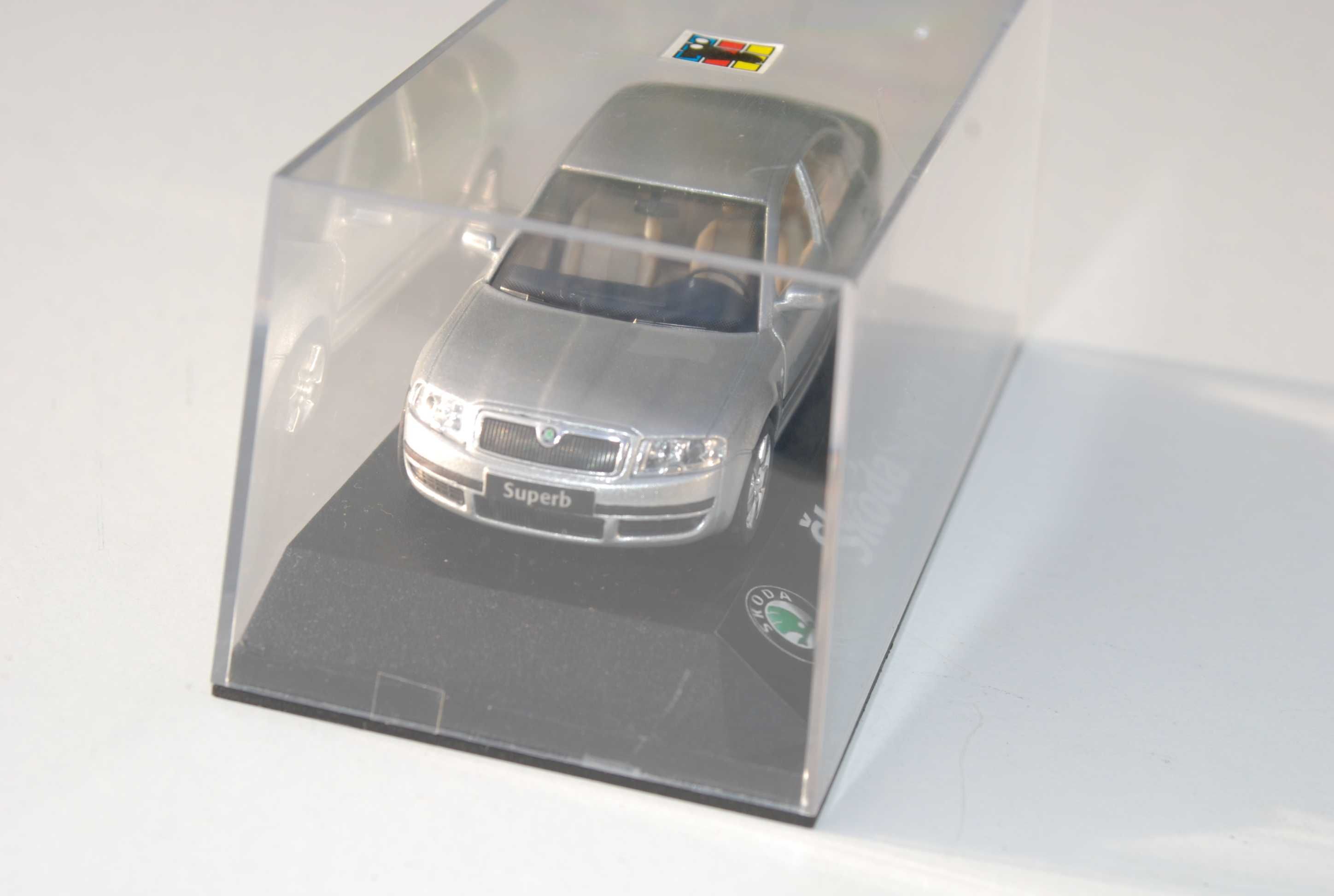 Skoda Superb I sedan Kaden model 1:43 Unikat rarytas antyk