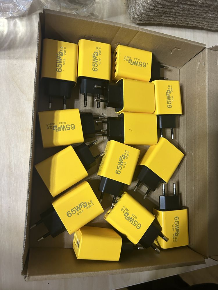 Блочок питания зарядка 65w