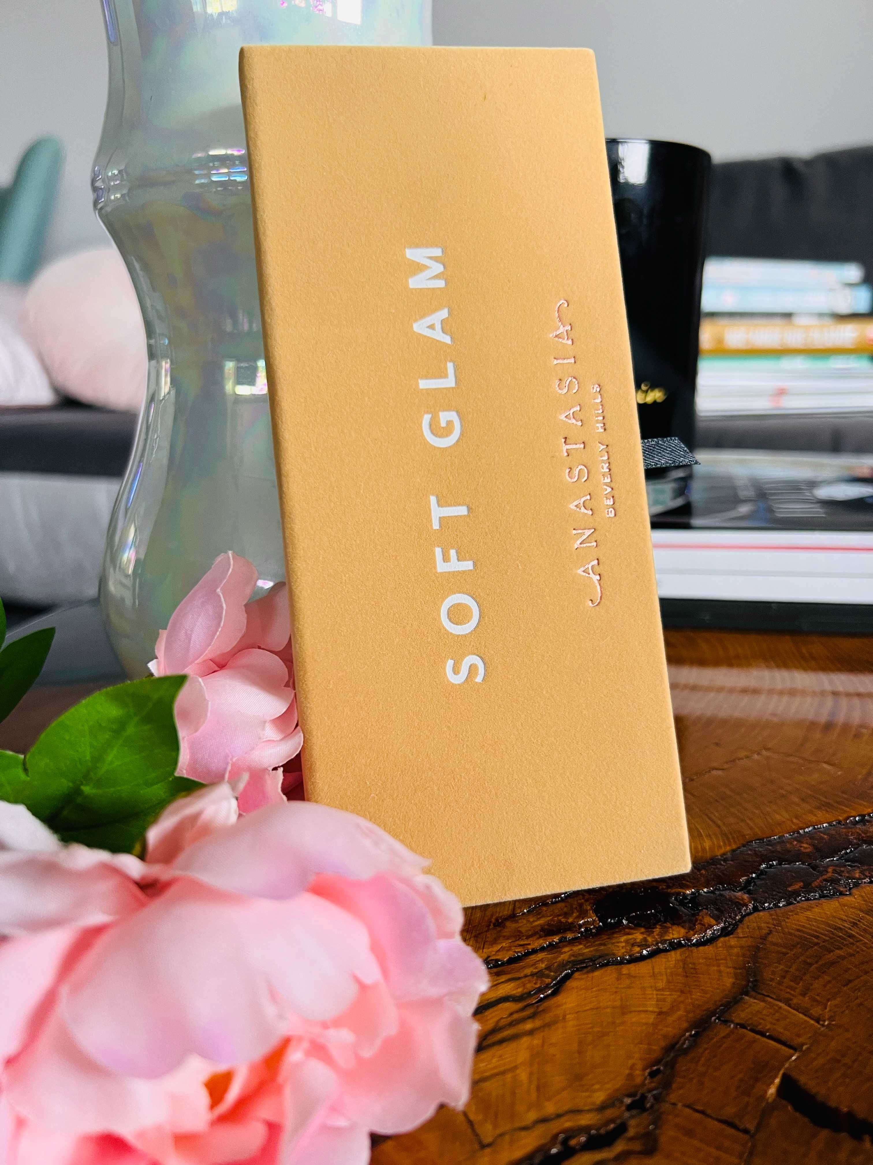 Brązowa Paleta cieni Anastasia Beverly Hills Soft Glam Palette Ideał