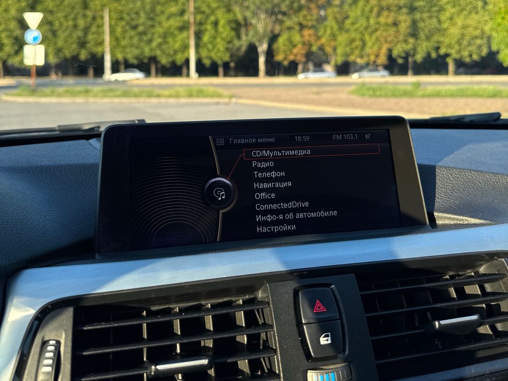 BMW 328 xDrive M пакет