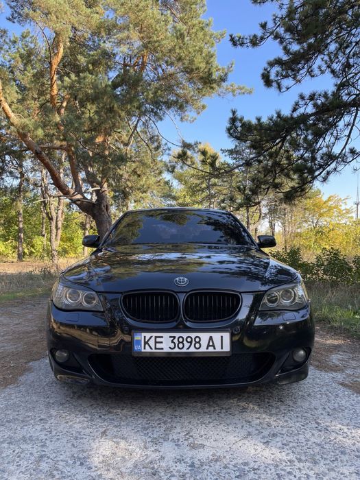 Продам bmw 523i e60