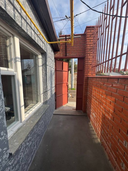 Сдам отдельный домик на Донского 69. Есть паркоместо