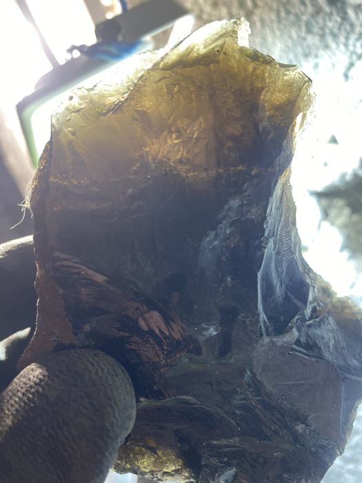 Камень полудрагоценний обсидиан срочно