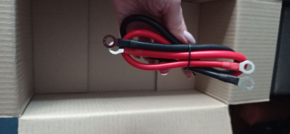 Інвертор перетворювач напруги 7000