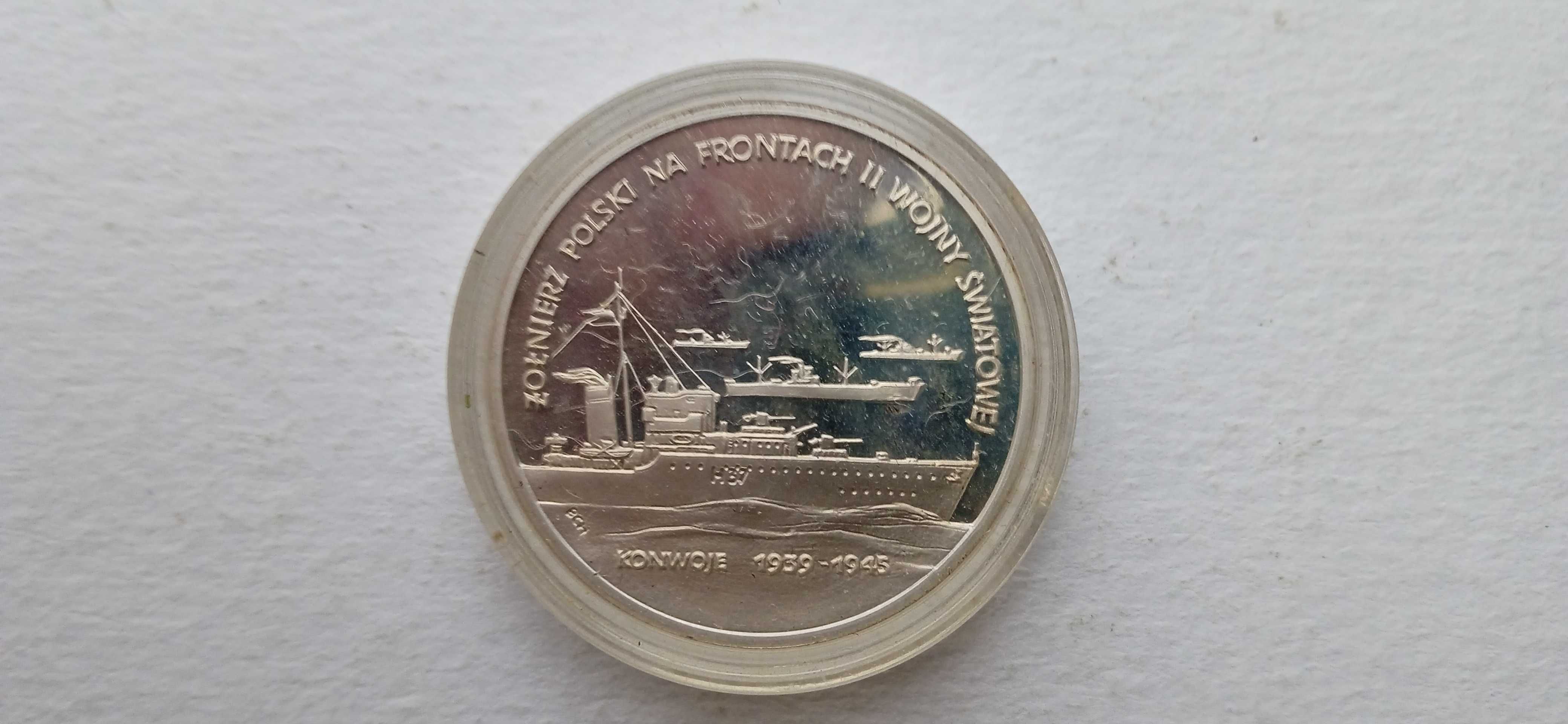 Srebrne 200 000 zł. lustrzanka z 1992 roku.
