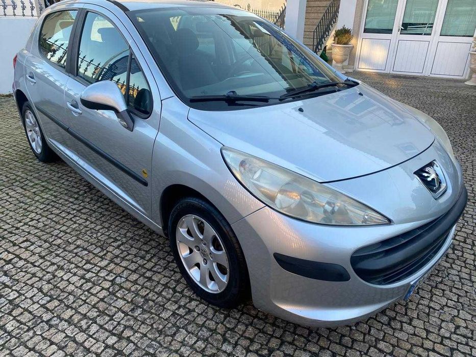 Peugeot 207 ano 2009