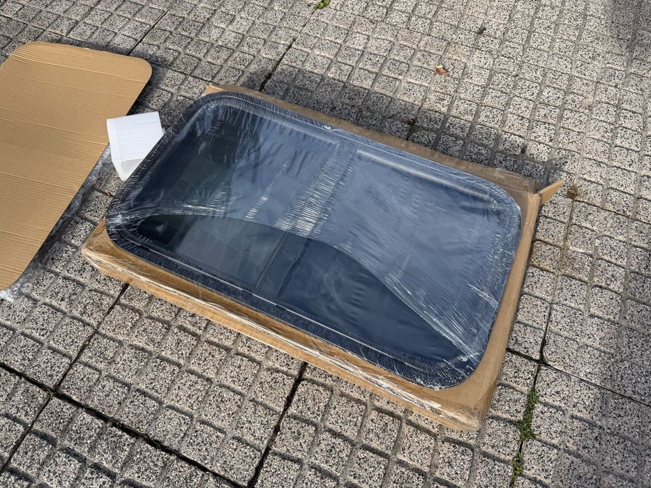 Janela para caravana/autocaravana em vidro temperado