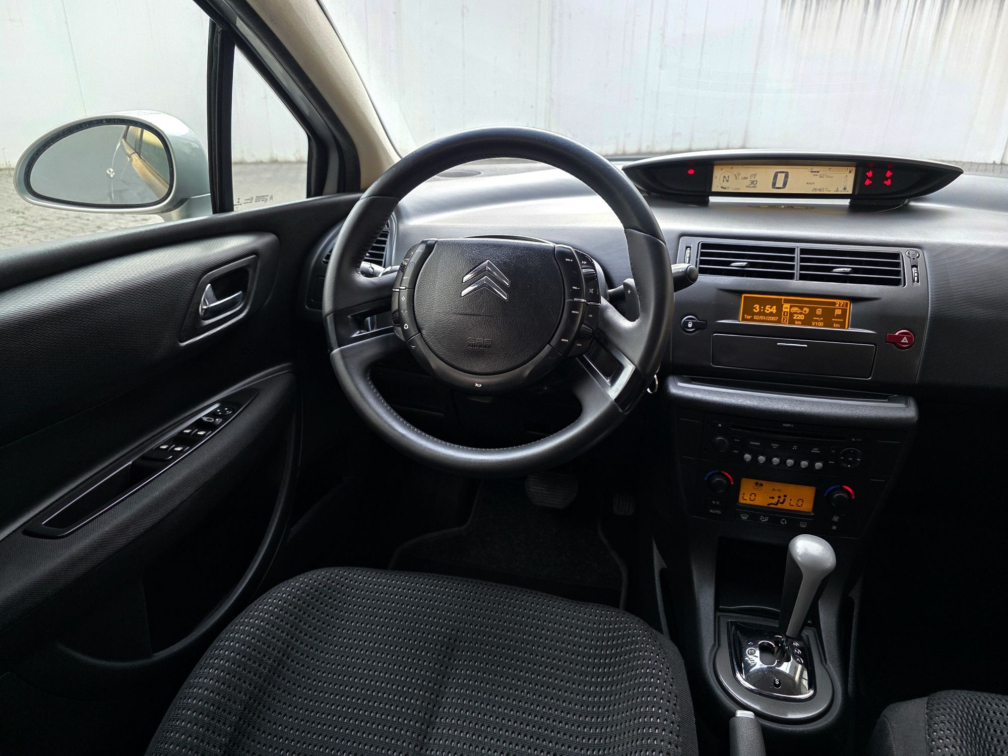 Citroen C4 VTR Pack 1.6HDI 110CV CAIXA AUTOMÁTICA - Excepcional