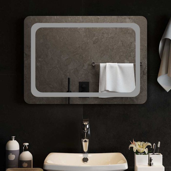 Lustro Łazienkowe LED 70x50 cm z Interfejsem USB, IP65