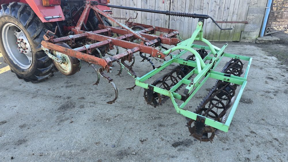 Kultywator z wałkiem