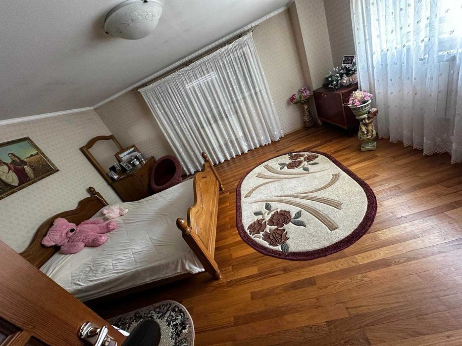 Продається будинок в с. Угля