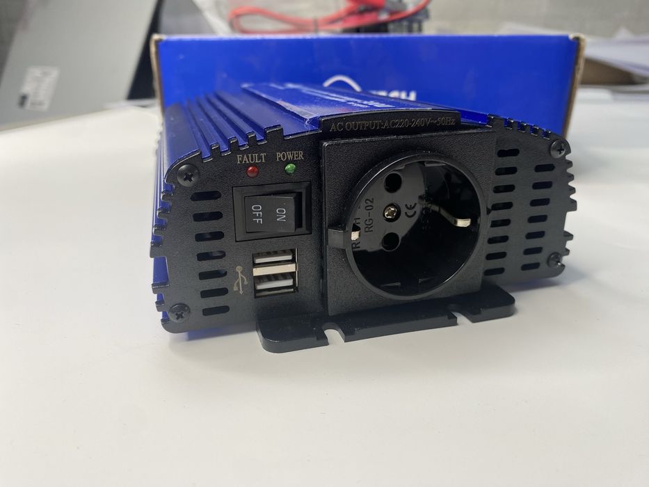 Інвертор перетворювач напруги Tommatech MS-300-12С 12-220В