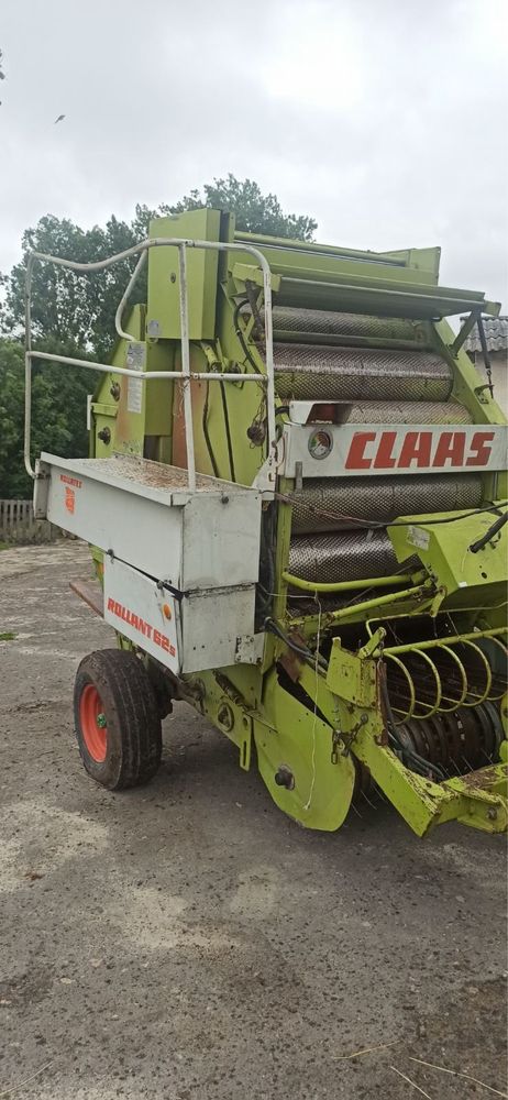 Прес-підбирач CLAAS Rollant 62 S