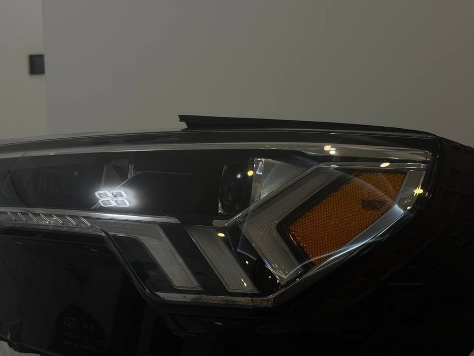 Фара передня ліва audi q3 a83 full led