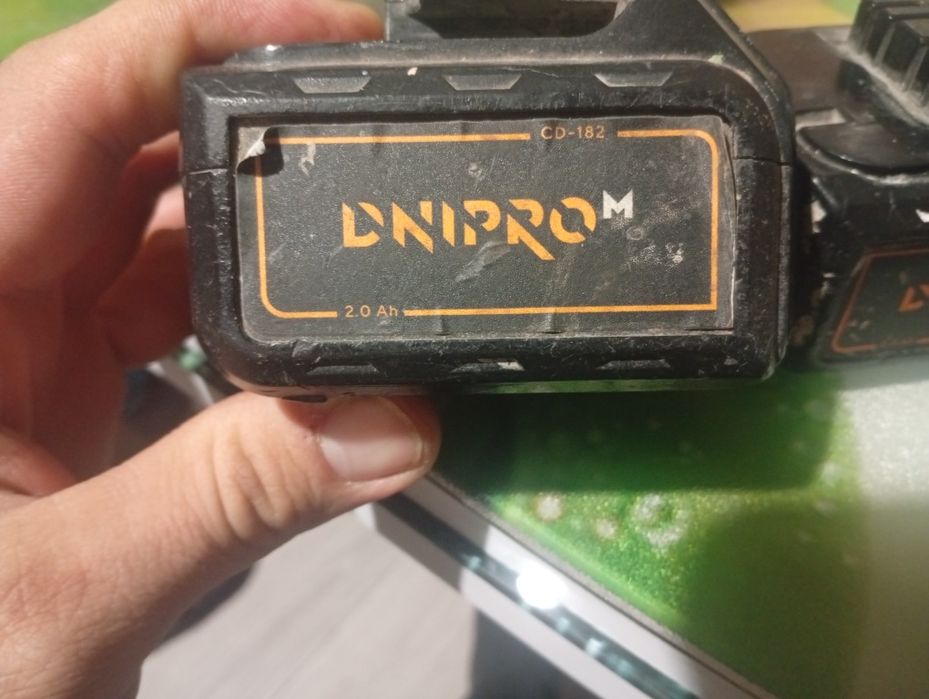 Батарея Дніпро м, акумулятор