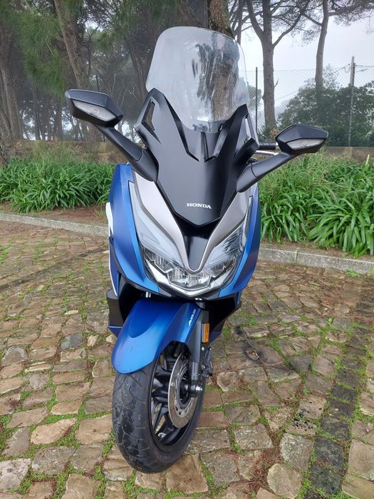 Honda  Forza 350