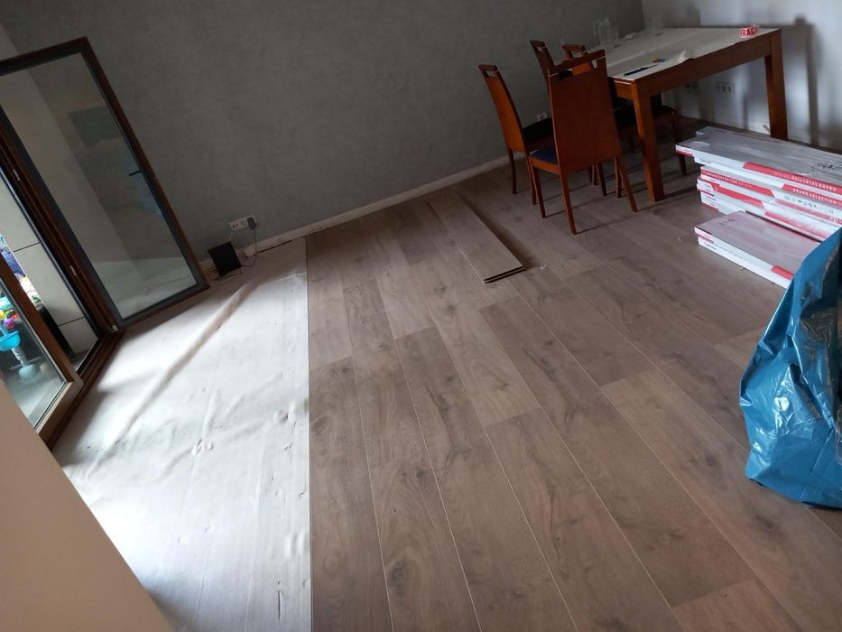 Montagem chao flutuante moveis e pintura