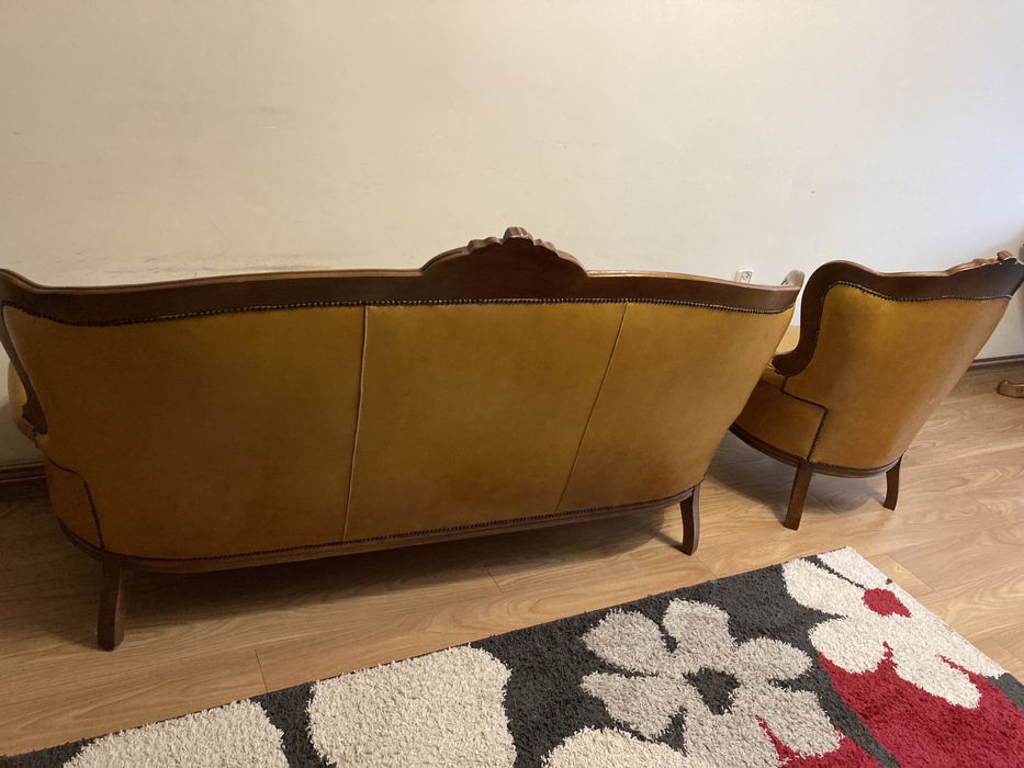 Шкіряні меблі в стилі бароко вживані