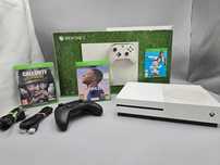 KONSOLA XBOX ONE S 1TB PAD + 2GRY PUDEŁKO od loombard krotoszyn