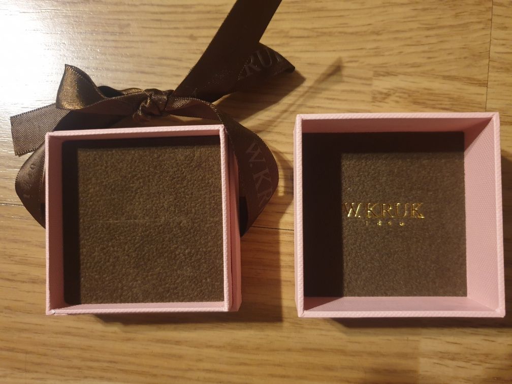 KRUK pudełko na biżuterię różowe 6,5 x 6,5 × 4 cm