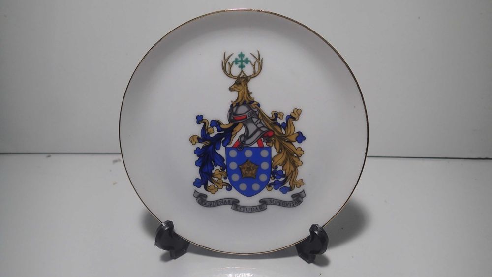Covilhetes com brasões militares da SPAL