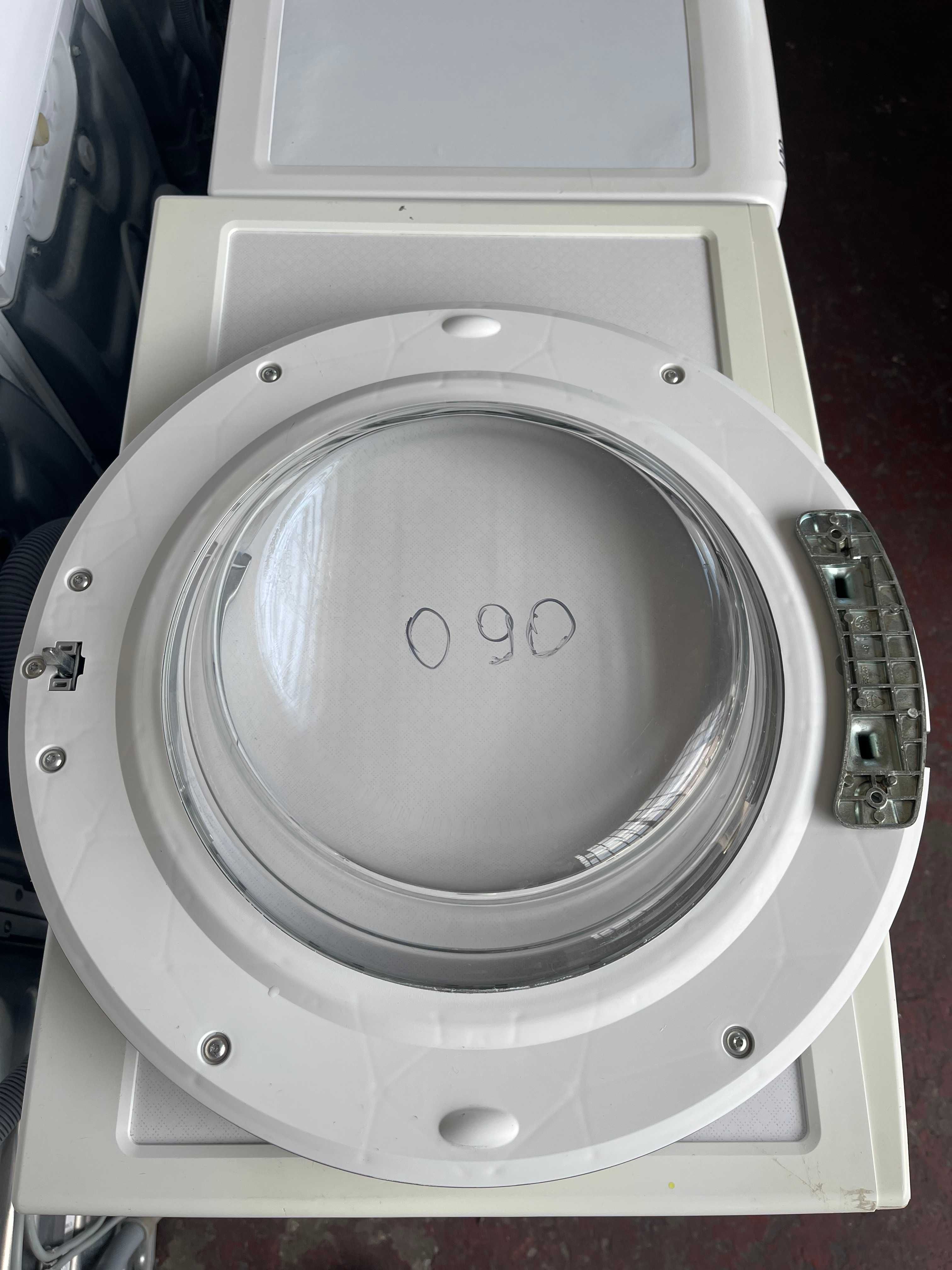Drzwi do pralki Electrolux 7-8 kg